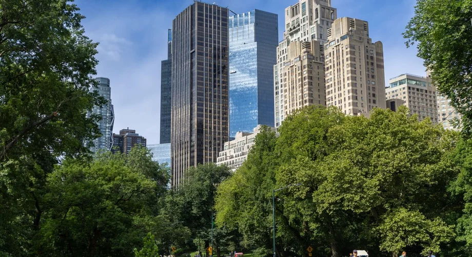 Central Park with Manhattan skyline, New York City